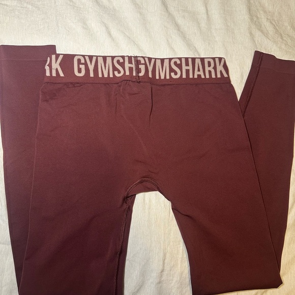 Gymshark Women’s Maroon Leggings - Picture 3 of 4